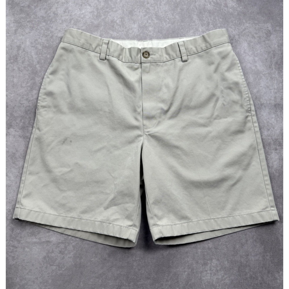 L.L. Bean Men's Sz 33 Khaki Chino Shorts Classic Preppy  Walk Work Casual Pocket